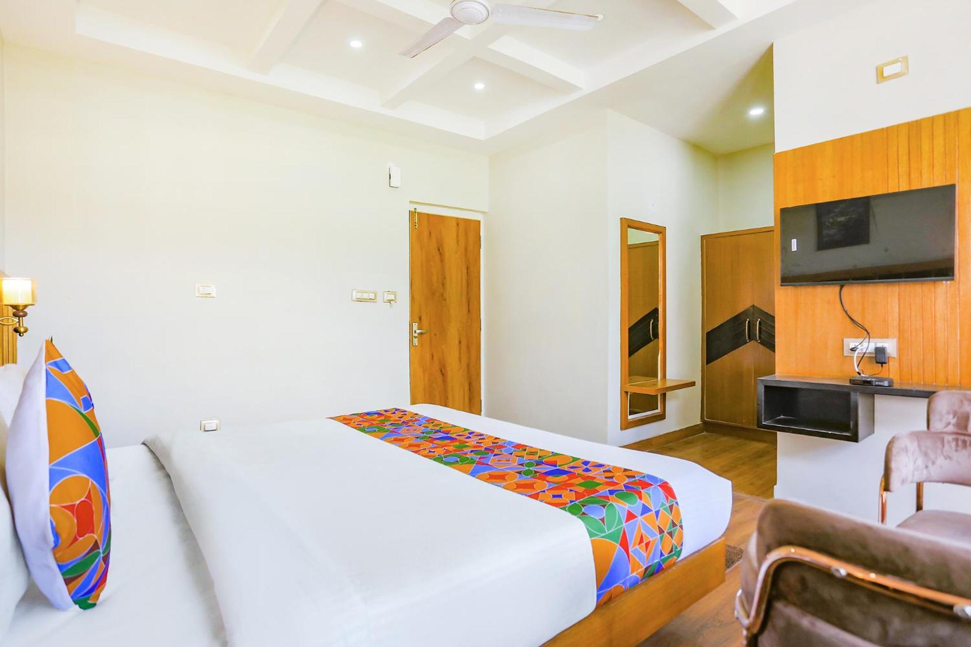 Fabhotel Outhills Manali  Bagian luar foto